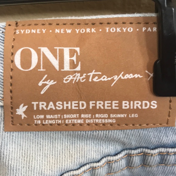 One Teaspoon, size 24, trashed free birds jeans. - Picture 6 of 8